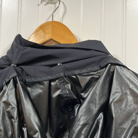 Fabletics black Giana hooded jacket - Picture 6 of 8